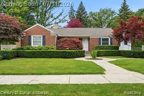 $369,000 | 6354 Shenandoah Avenue, Allen Park, MI 48101