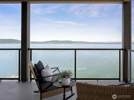 $1,575,000 | 4961 Main Street, Unit 701, Tacoma, WA 98407