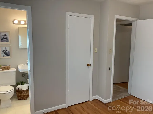 $195,000 | 2132 14th Ave Drive Northeast, Hickory, NC 28601