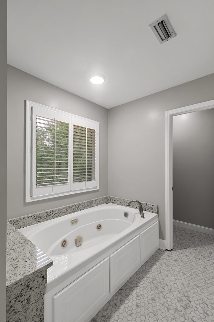 104 Sandy Springs Road Dothan, AL 36303 - Photo 37 of 59