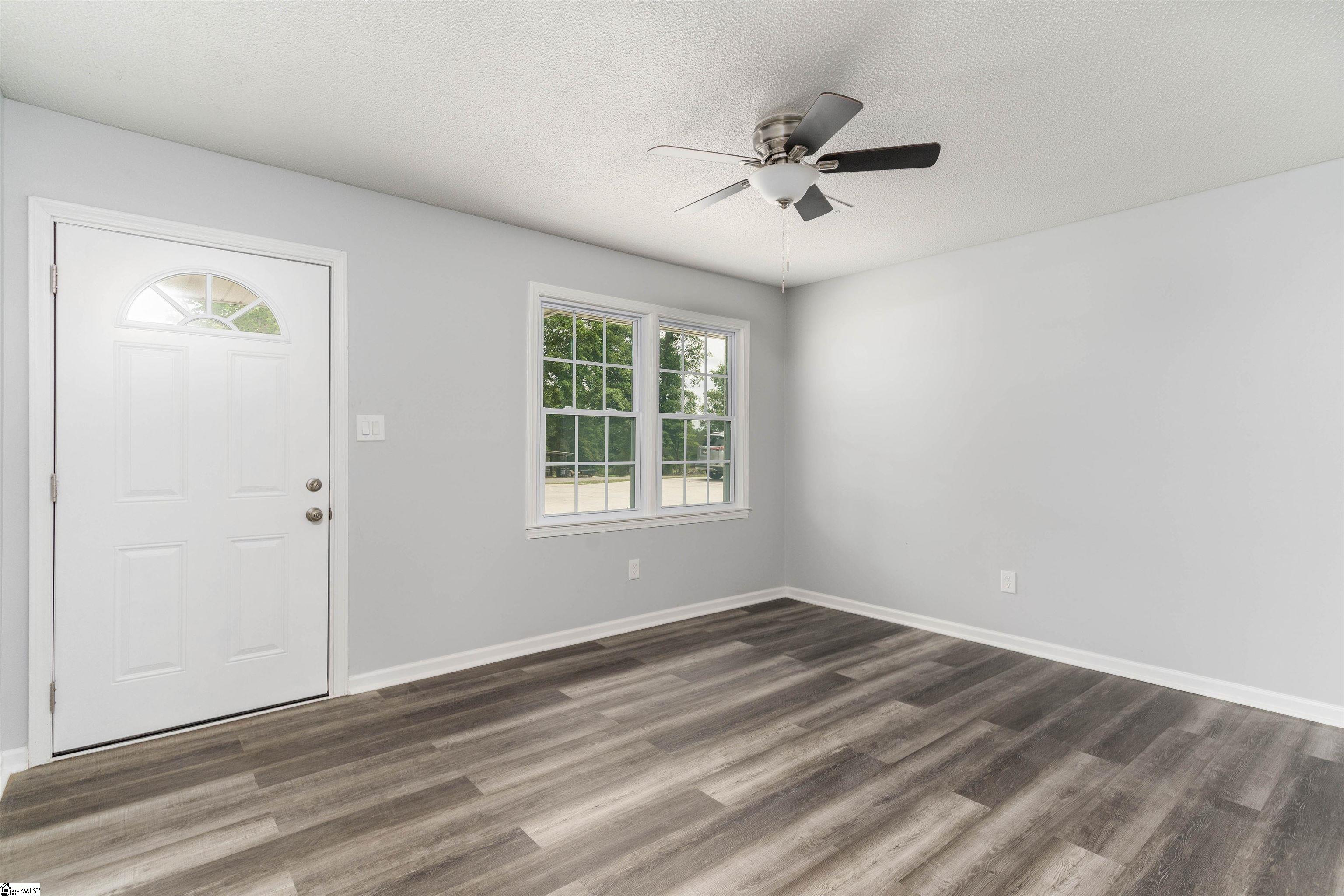 1095 Mountain Springs Road Anderson, SC 29621 - Photo 13 of 26