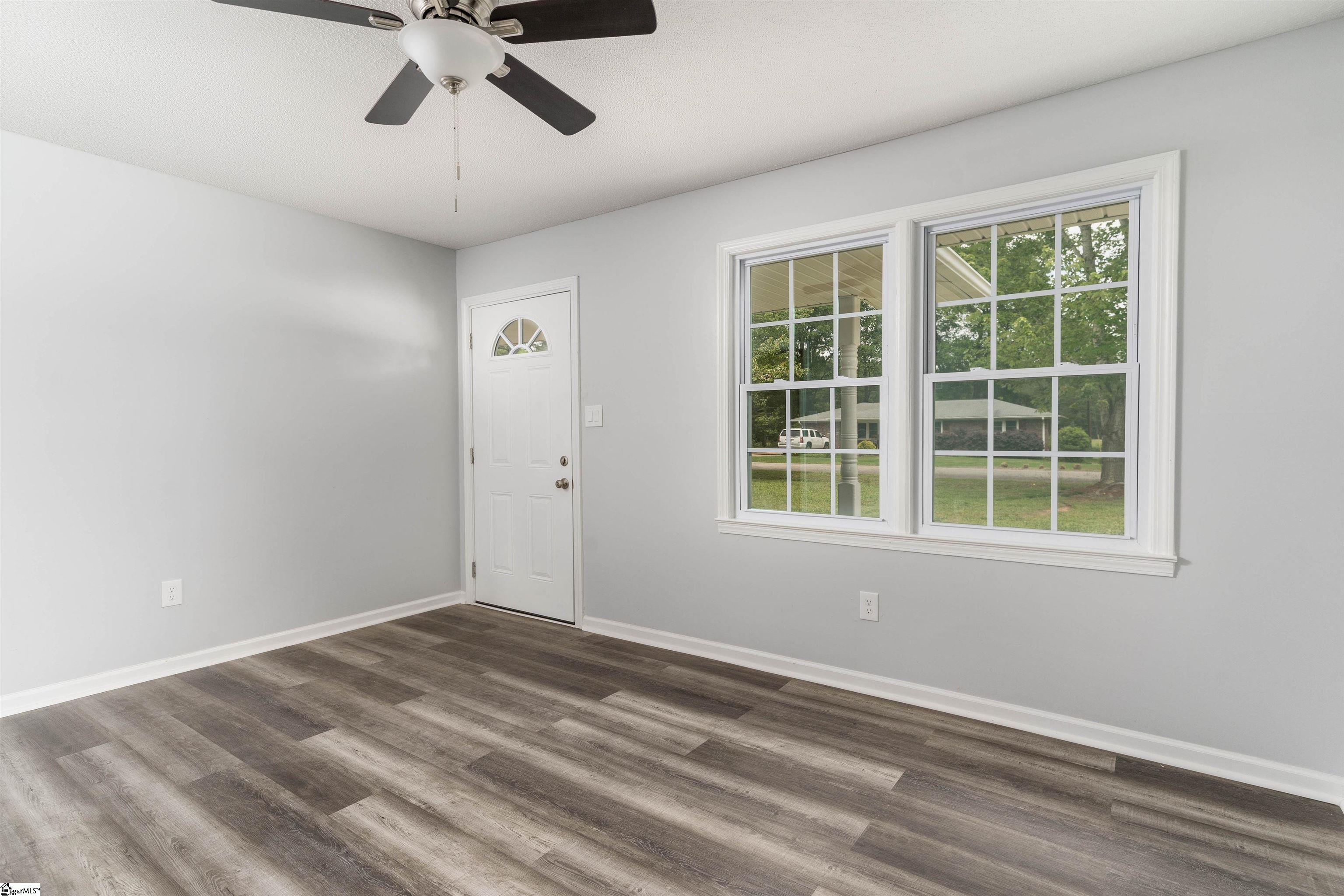 1095 Mountain Springs Road Anderson, SC 29621 - Photo 14 of 26