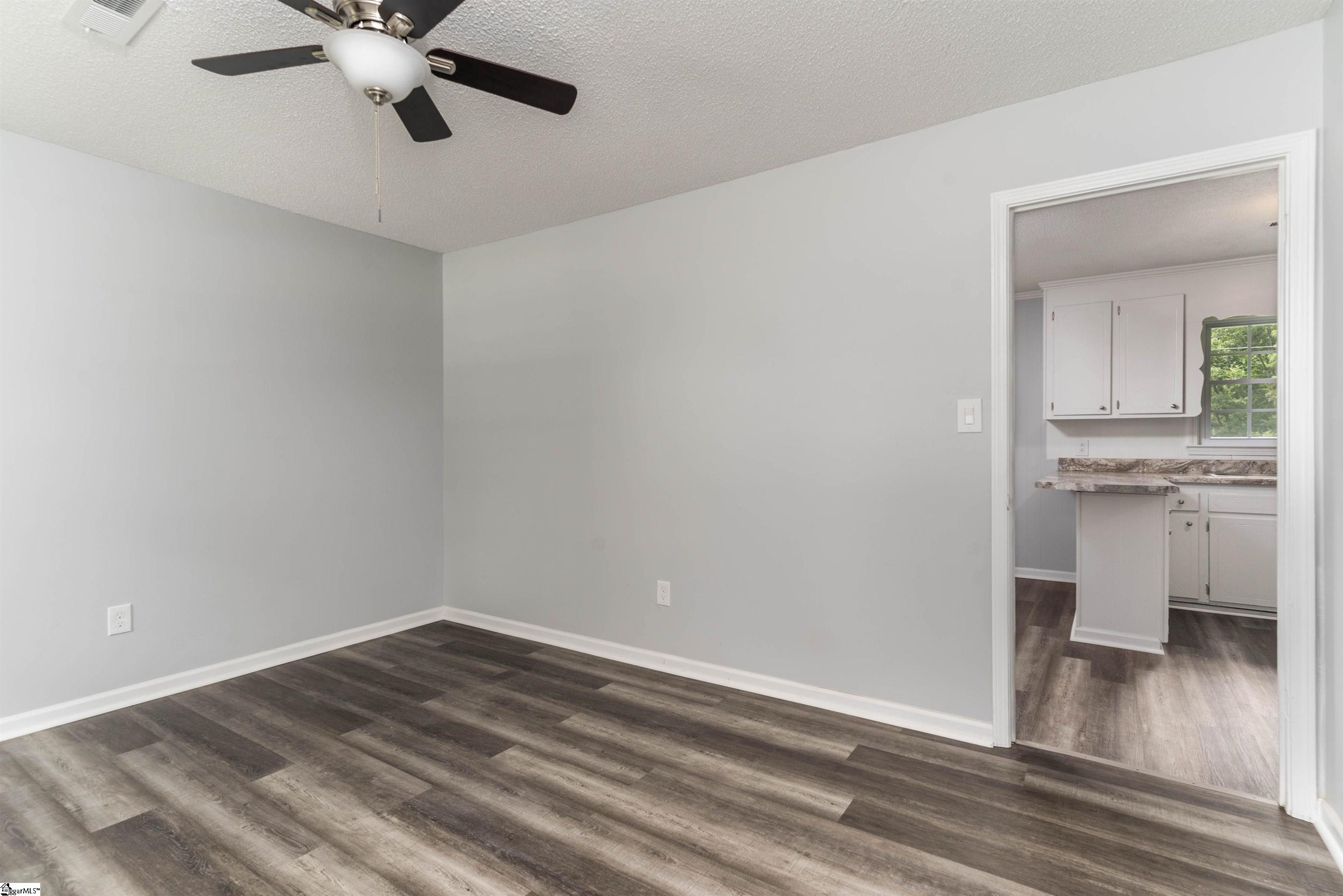 1095 Mountain Springs Road Anderson, SC 29621 - Photo 15 of 26