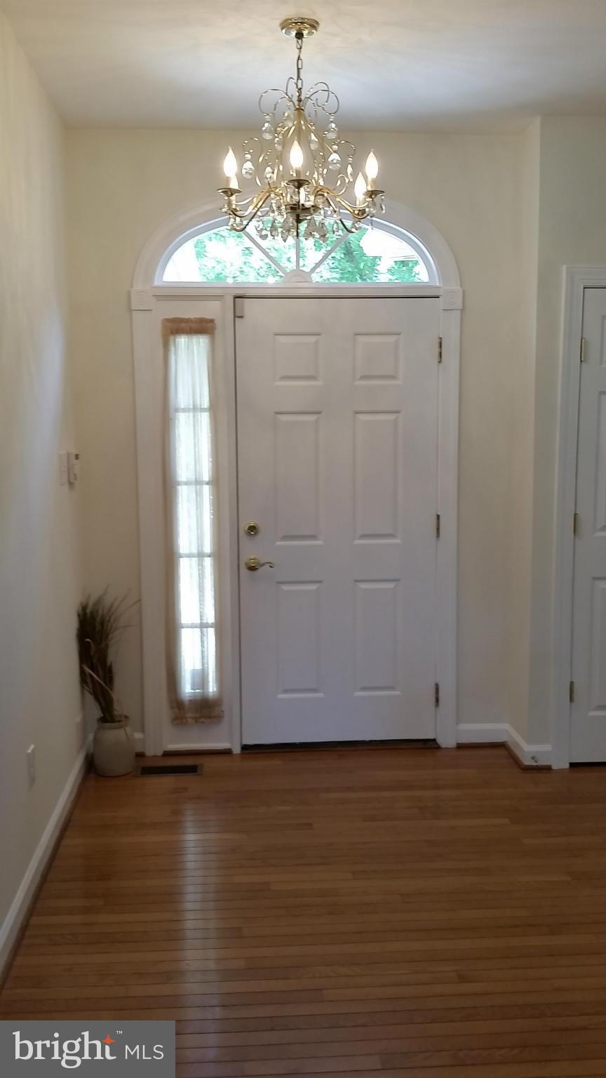 1528 Chapman Road Crofton, MD 21114 - Photo 3 of 29 Interior (General)