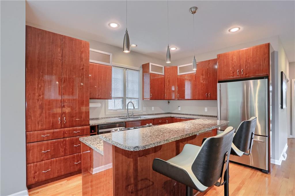 202 Keystone Crossing Clinton, PA 15026 - Photo 20 of 50