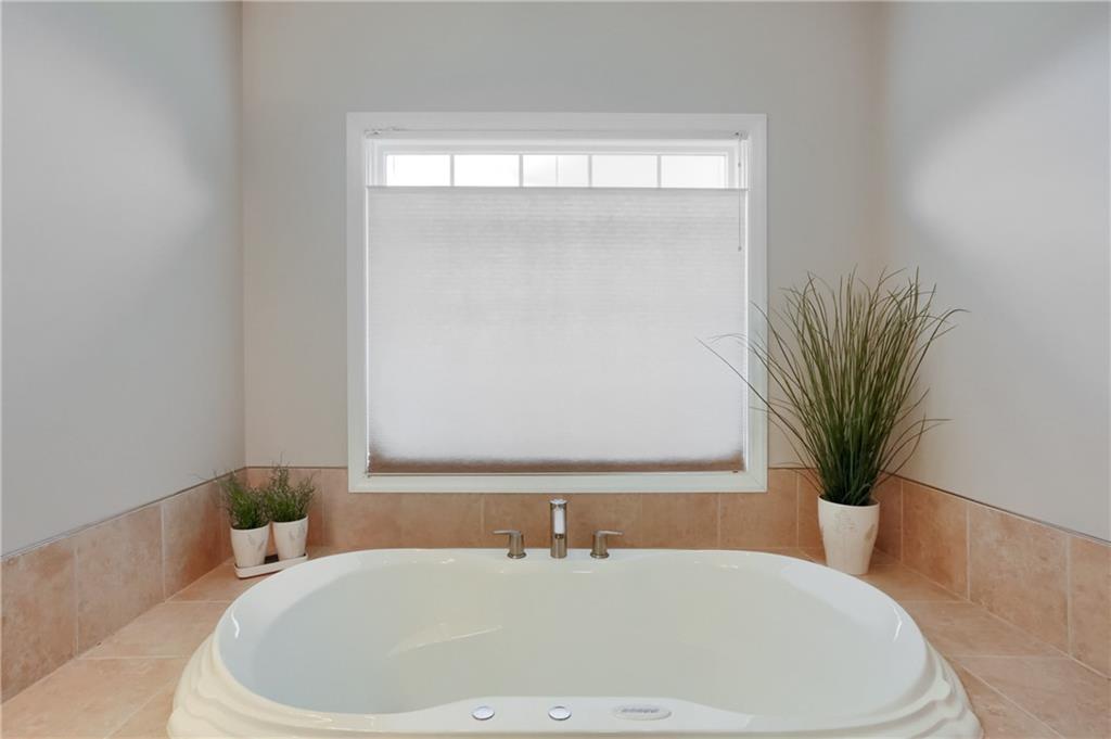 202 Keystone Crossing Clinton, PA 15026 - Photo 29 of 50