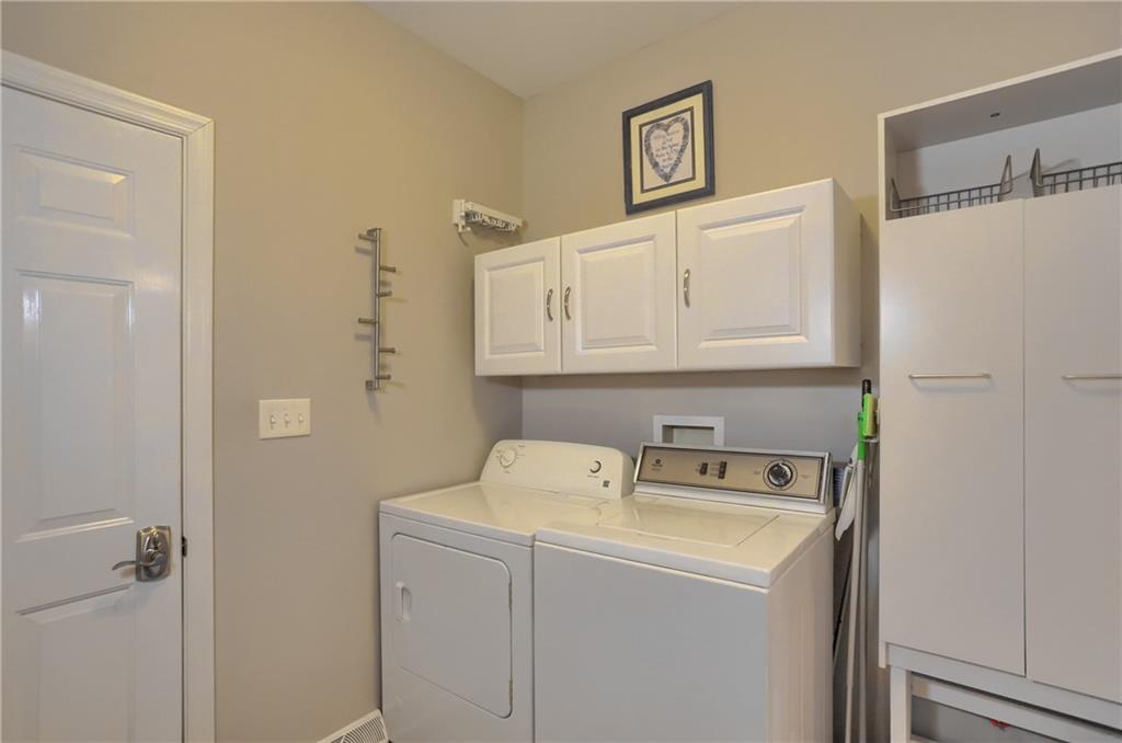 202 Keystone Crossing Clinton, PA 15026 - Photo 32 of 50