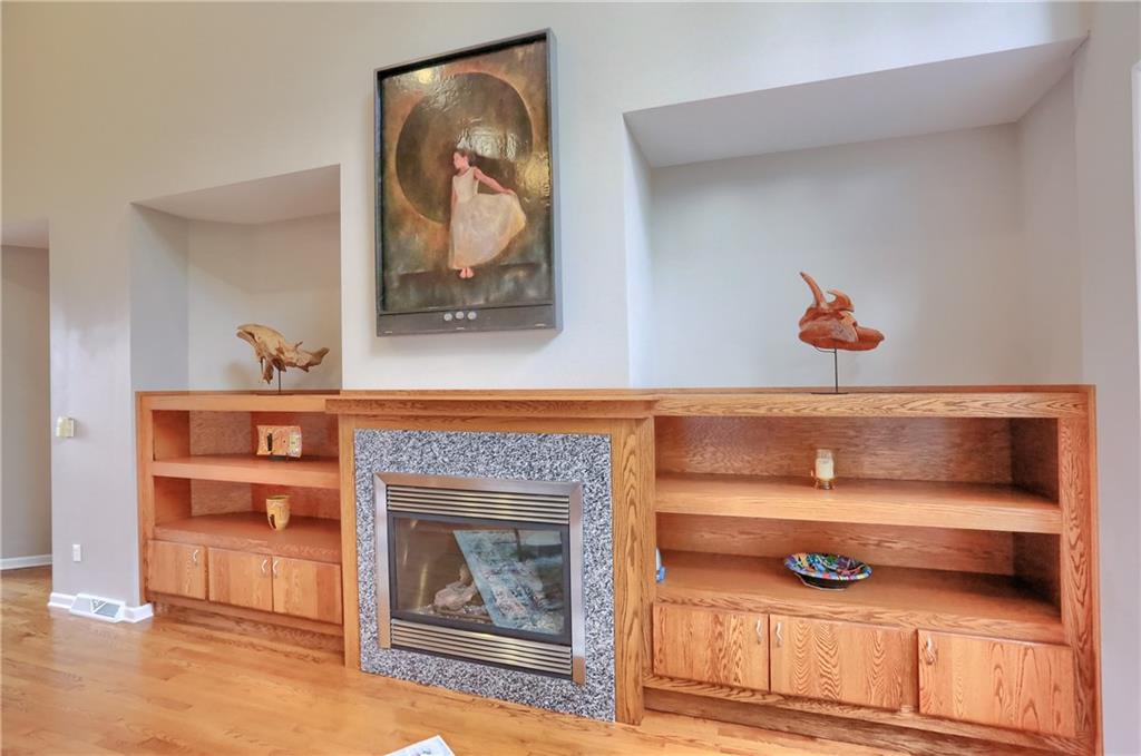 202 Keystone Crossing Clinton, PA 15026 - Photo 10 of 50