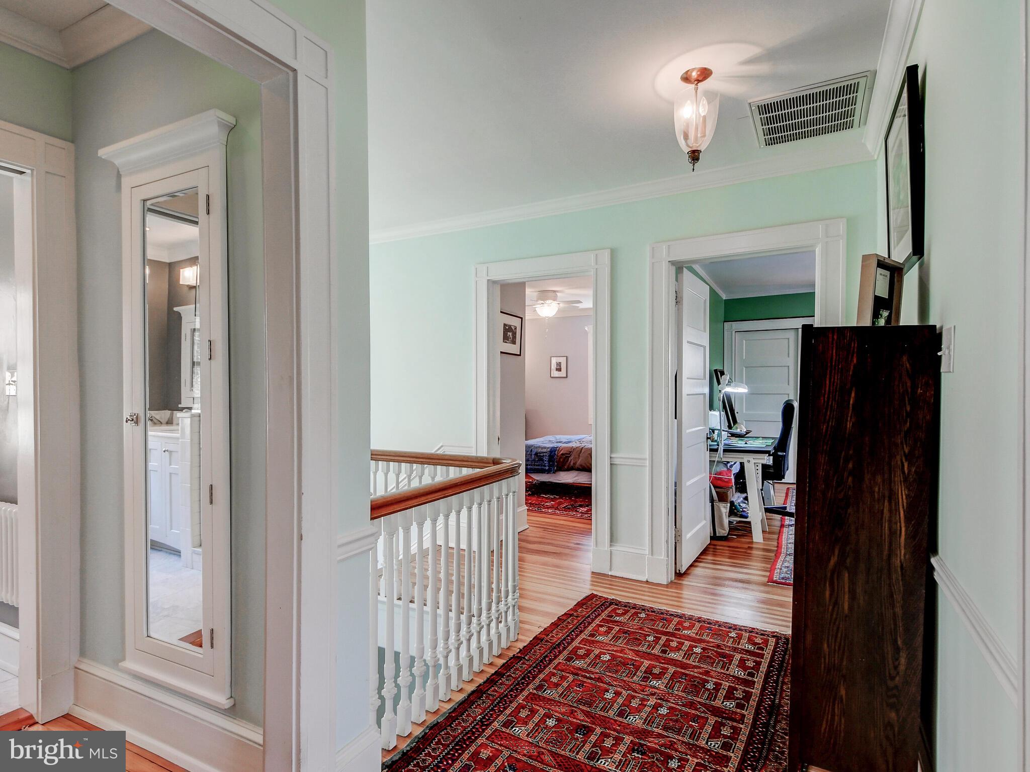 405 Edgevale Road Baltimore, MD 21210 - Photo 14 of 26 Spacious second floor landing/hall