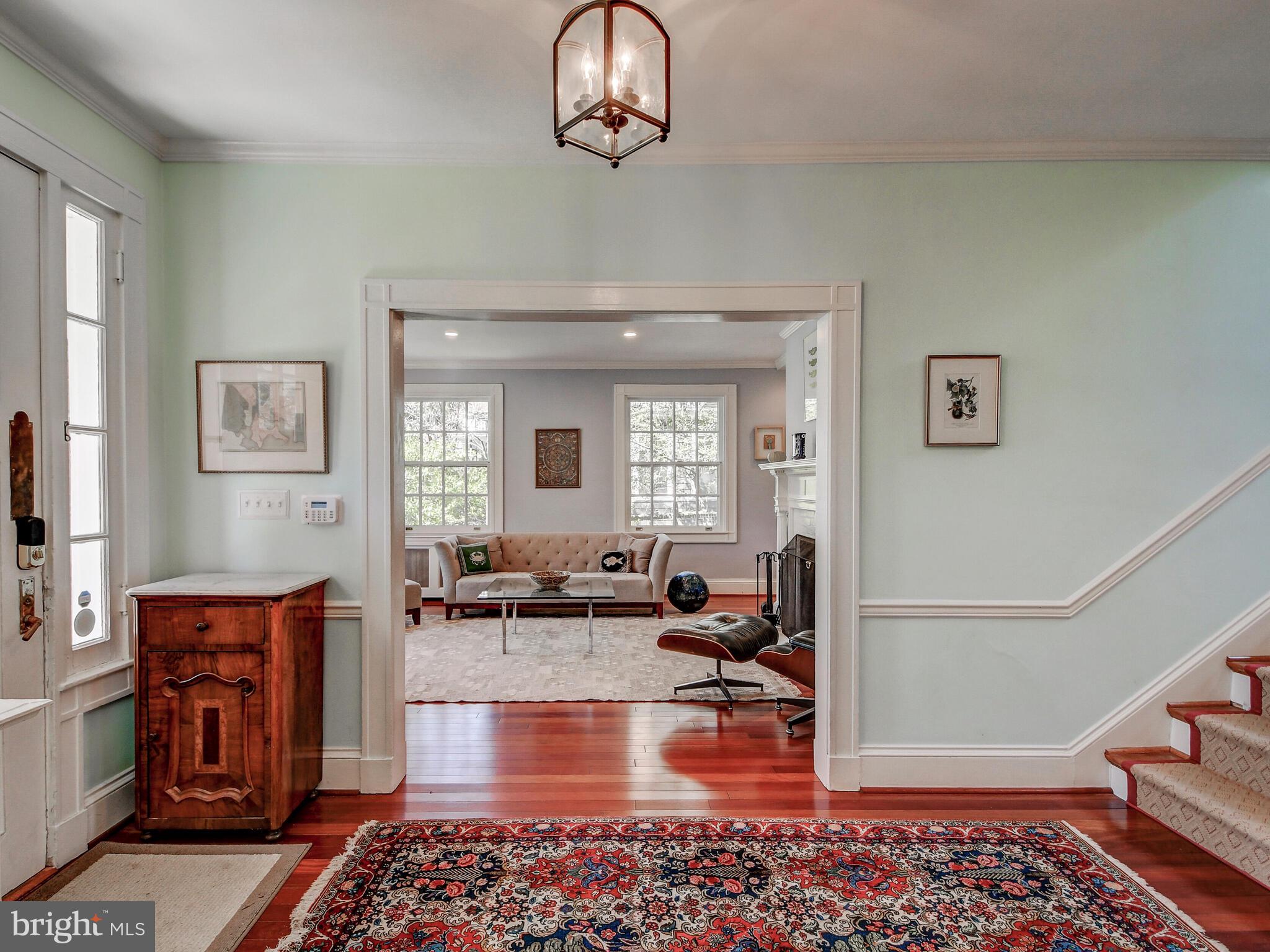 405 Edgevale Road Baltimore, MD 21210 - Photo 3 of 26 Foyer view to the left