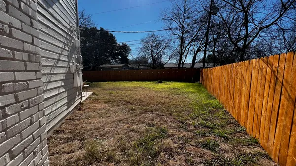 $1,880 | 5001 Cottonwood Circle, Unit A, Austin, TX 78723