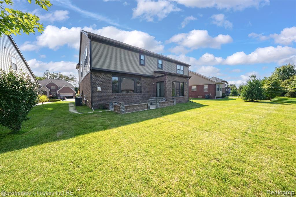 3938 Somerset Circle Rochester Hills, MI 48309 - Photo 64 of 71