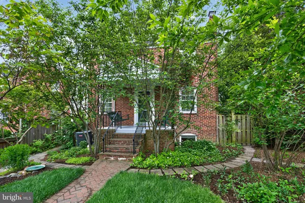 $944,900 | 5112 26th Road North, Arlington, VA 22207