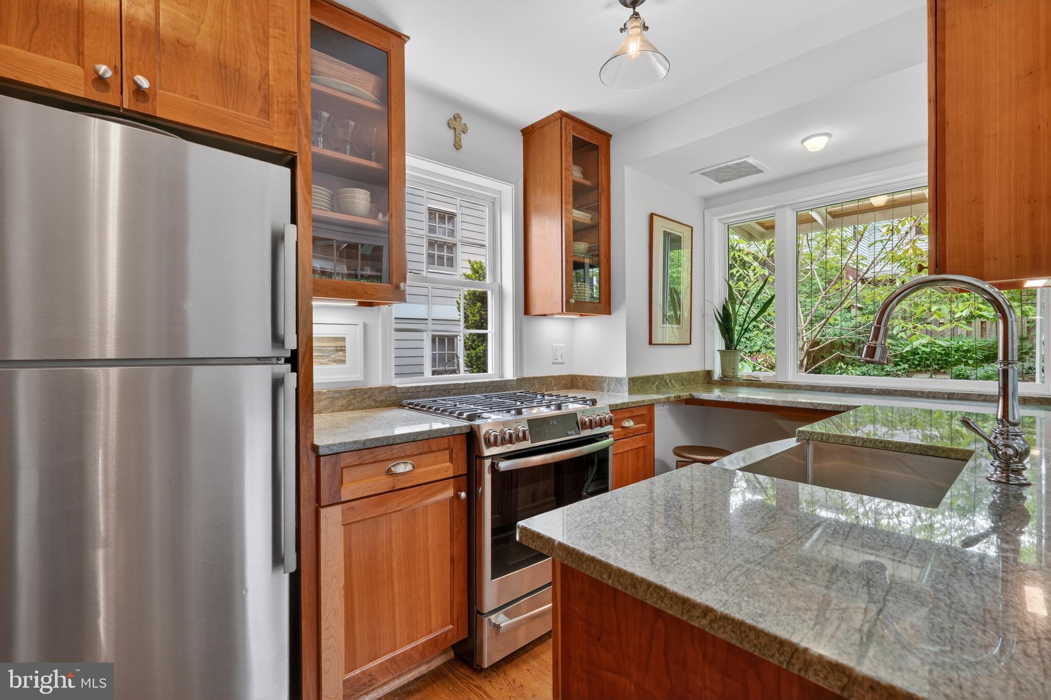 5112 26th Road North Arlington, VA 22207 - Photo 19 of 35