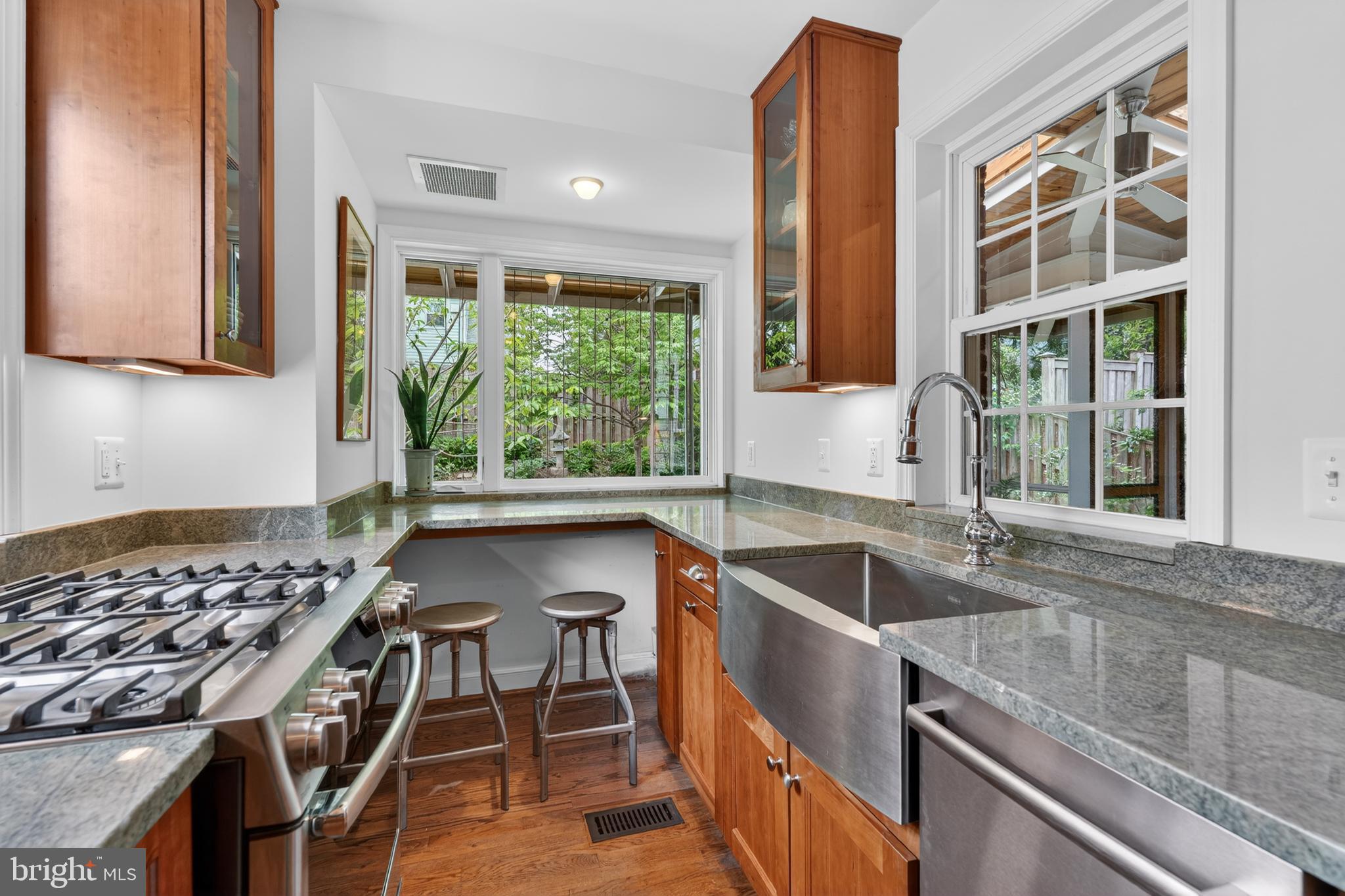 5112 26th Road North Arlington, VA 22207 - Photo 21 of 35
