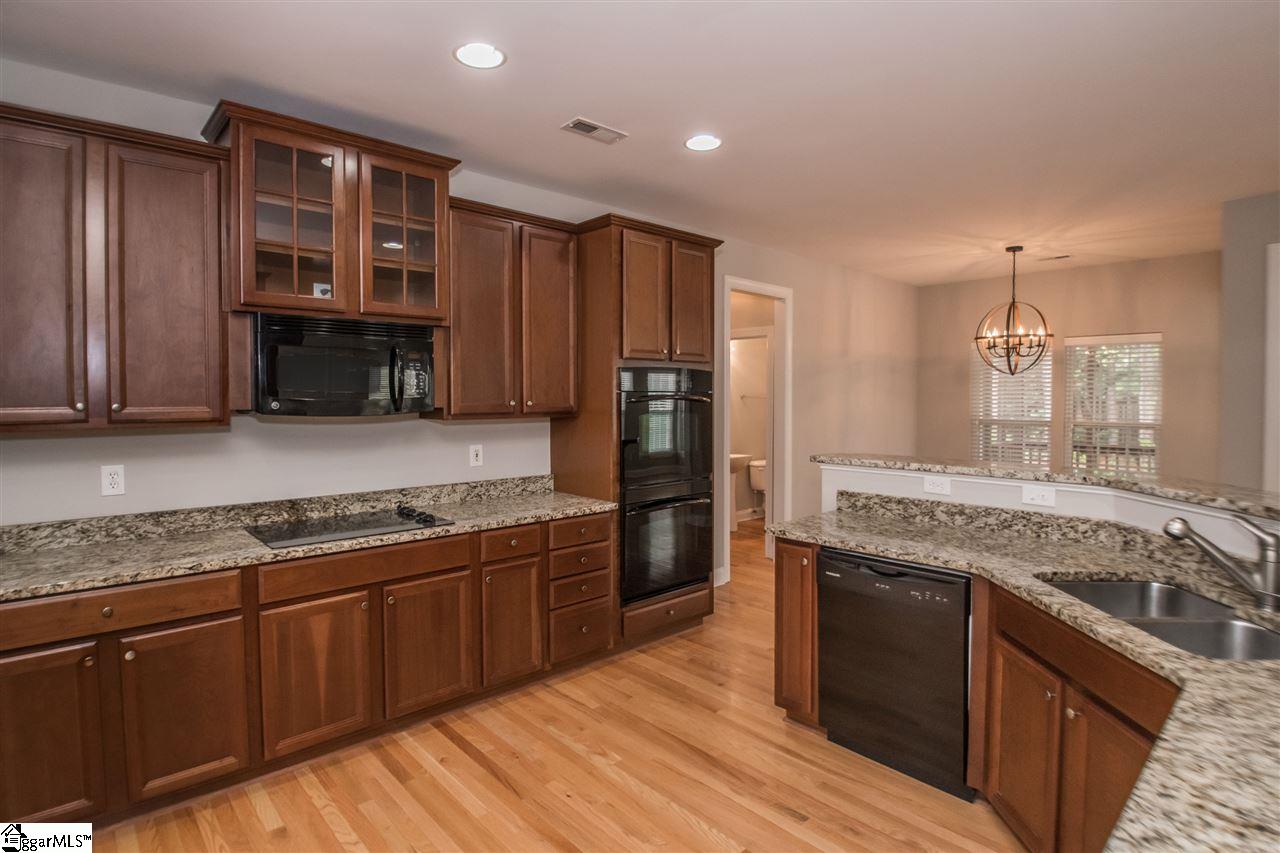30 Ridgeleigh Way Simpsonville, SC 29681 - Photo 8 of 31 Gallery Image 8