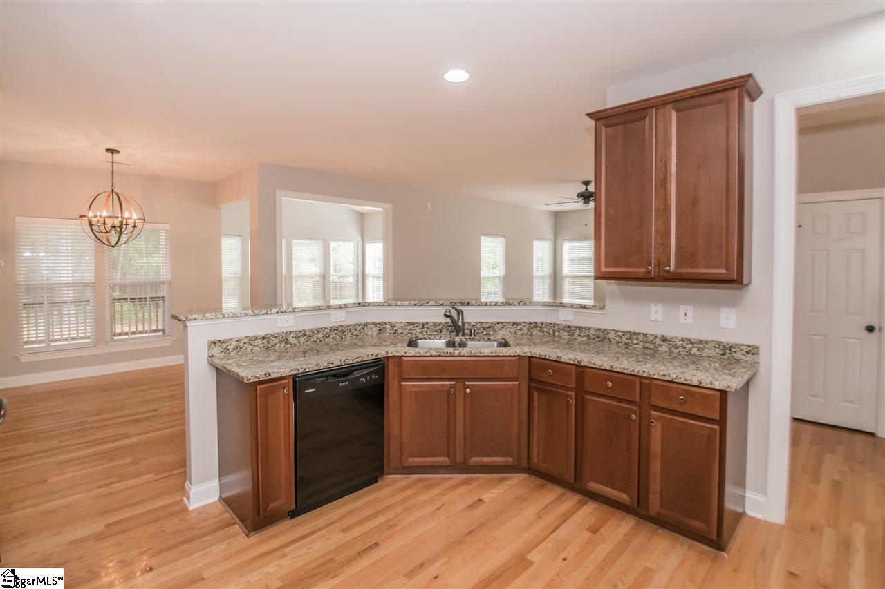 30 Ridgeleigh Way Simpsonville, SC 29681 - Photo 9 of 31 Gallery Image 9