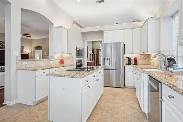 $640,000 | 3720 Stockport Drive, Plano, TX 75025