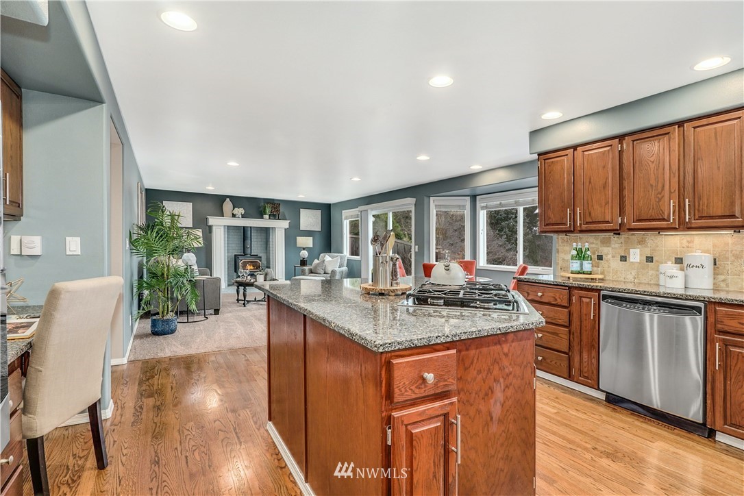 15400 93rd Place Northeast Bothell, WA 98011 - Photo 11 of 39 Gallery Image 11