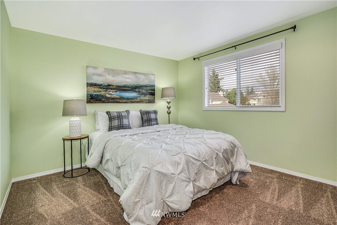 15400 93rd Place Northeast Bothell, WA 98011 - Photo 32 of 39 Gallery Image 32