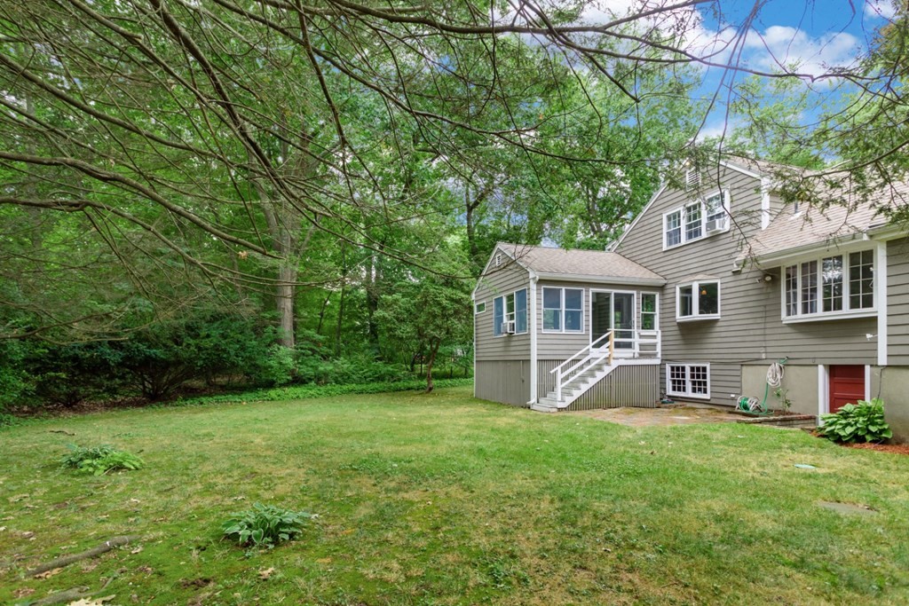 105 Gleason Road Reading, MA 01867 - Photo 37 of 40