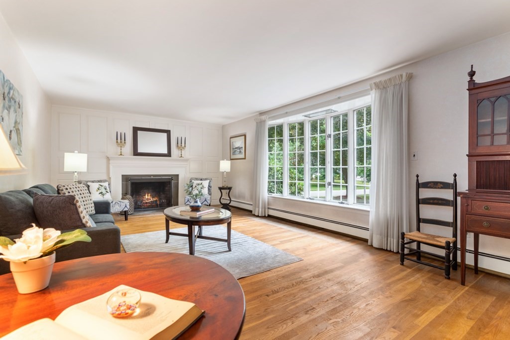 105 Gleason Road Reading, MA 01867 - Photo 8 of 40