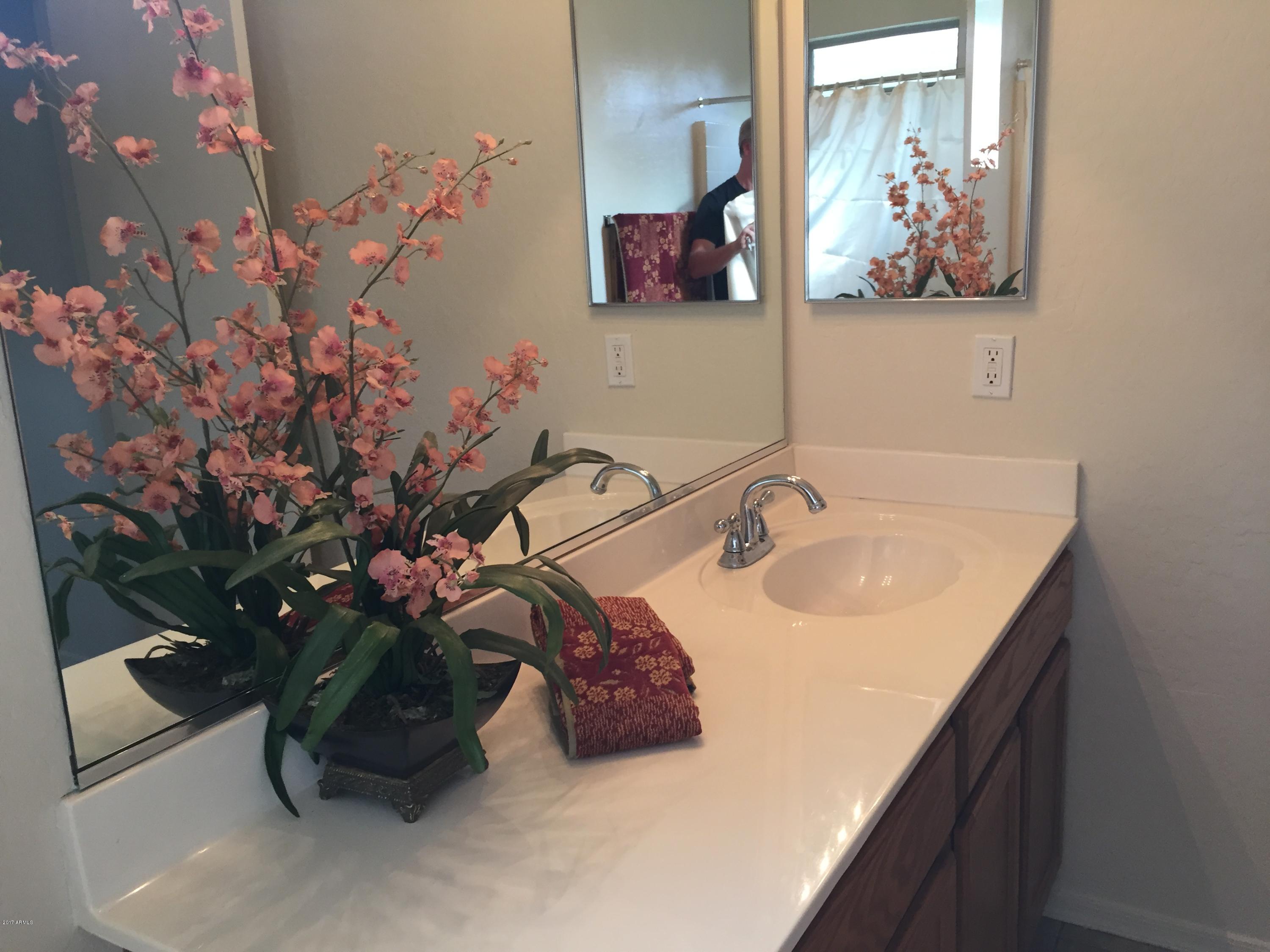 2150 East Bell Road, Unit 1053 Phoenix, AZ 85022 - Photo 14 of 25 IMG_6881