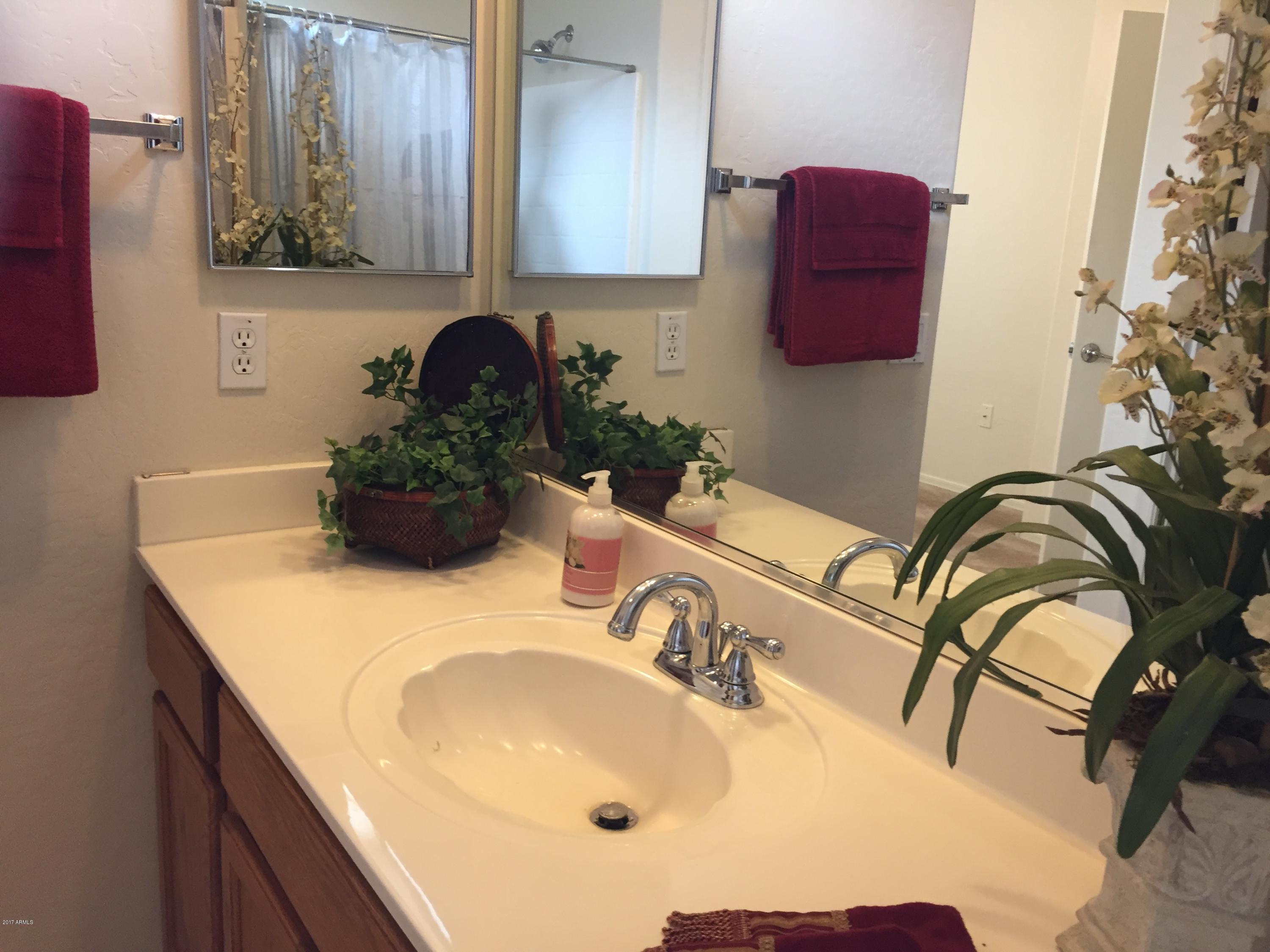 2150 East Bell Road, Unit 1053 Phoenix, AZ 85022 - Photo 15 of 25 IMG_6890