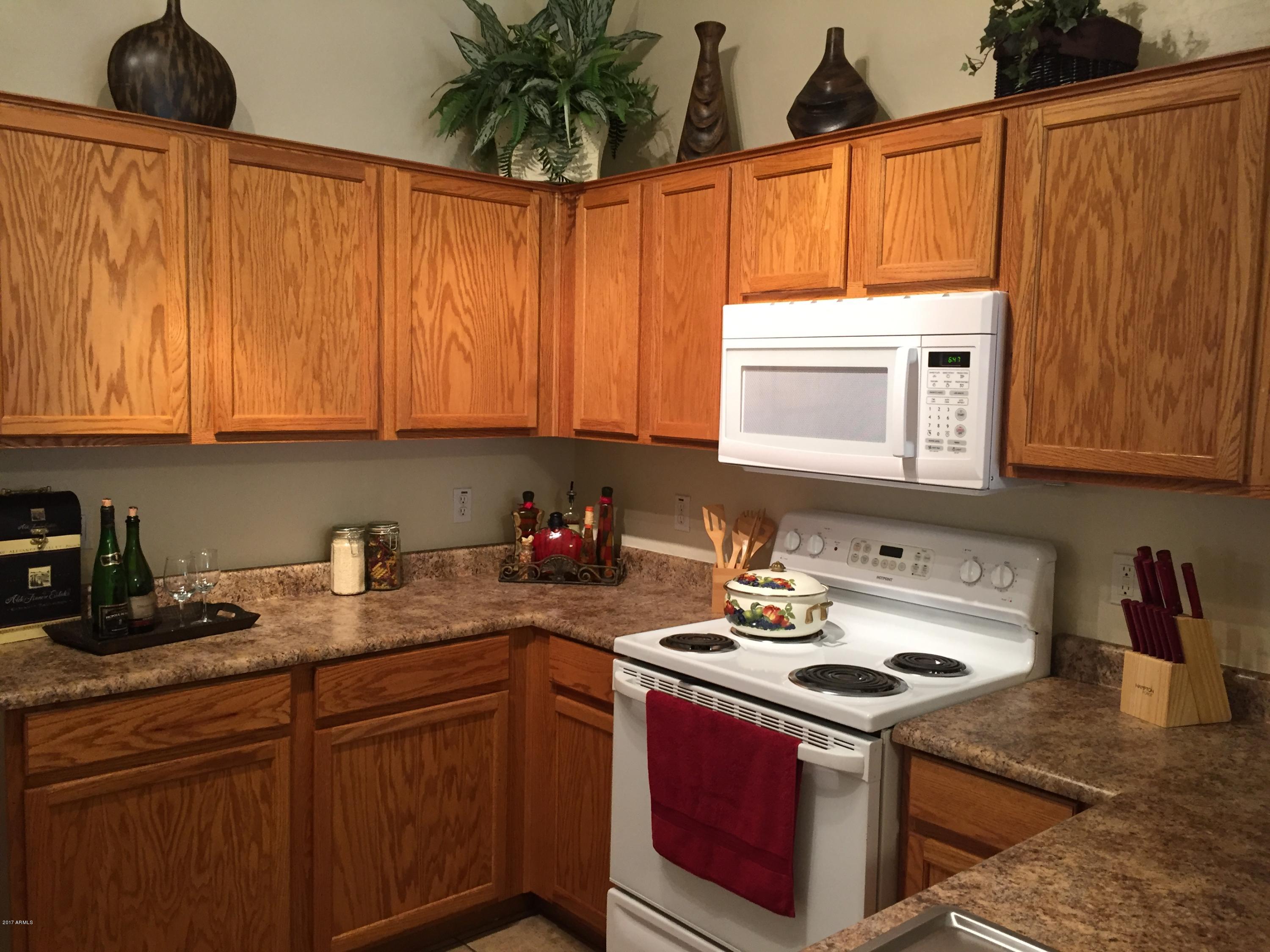 2150 East Bell Road, Unit 1053 Phoenix, AZ 85022 - Photo 3 of 25 IMG_6894