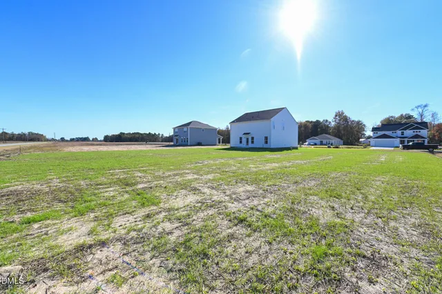 $309,950 | 103 Twin Pnes Court, Unit (LOT 66), La Grange, NC 28551