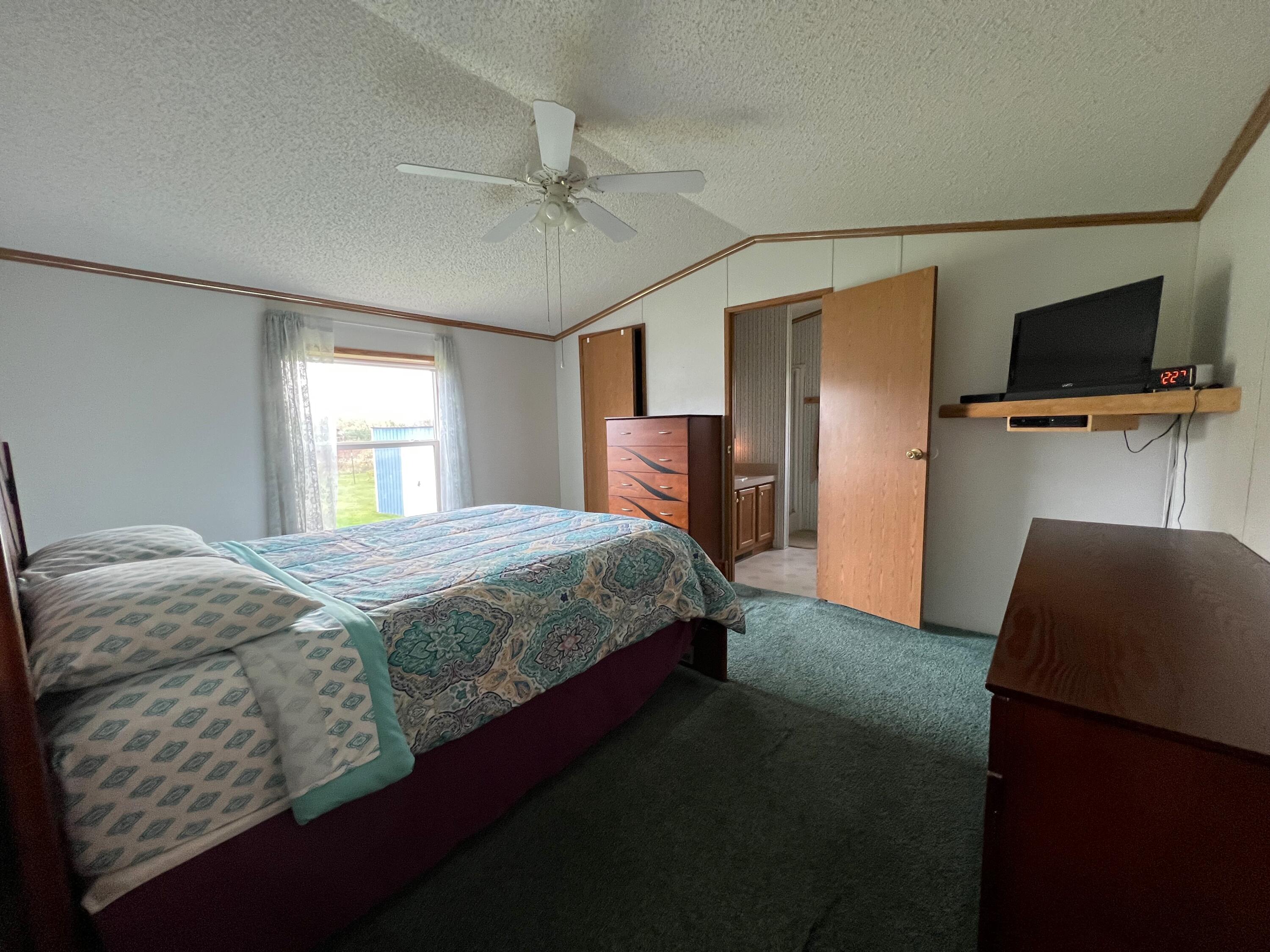 635 North Old Mackinaw Road Cheboygan, MI 49721 - Photo 15 of 33 Gallery Image 15