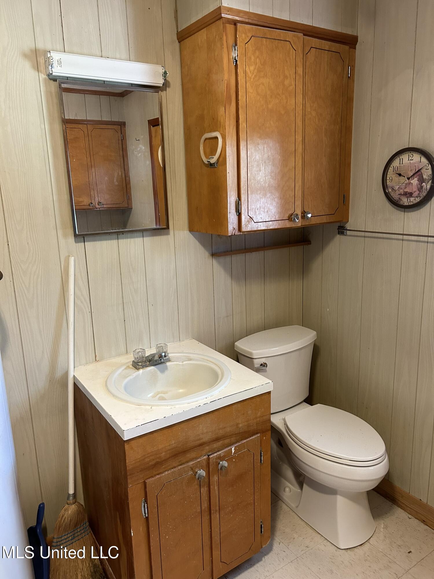 995 Decatur-Conehatta Road Conehatta, MS 39057 - Photo 6 of 28 IMG_6393