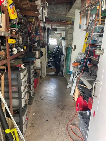 $2,700 | 5724 Lagoon Drive, Fort Lauderdale, FL 33312