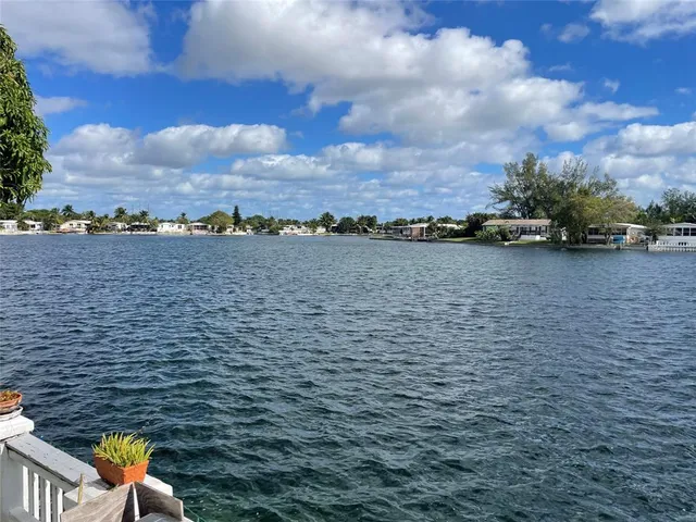 $2,700 | 5724 Lagoon Drive, Fort Lauderdale, FL 33312