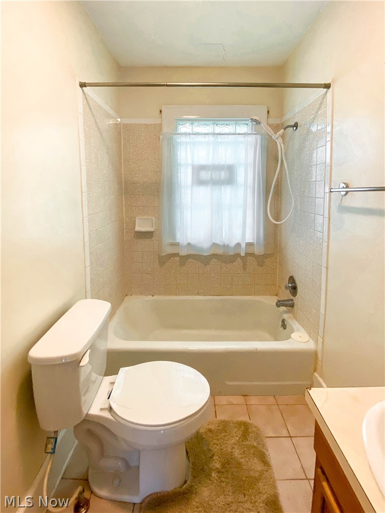 2887 Center Road Youngstown, OH 44514 - Photo 15 of 23 Gallery Image 15