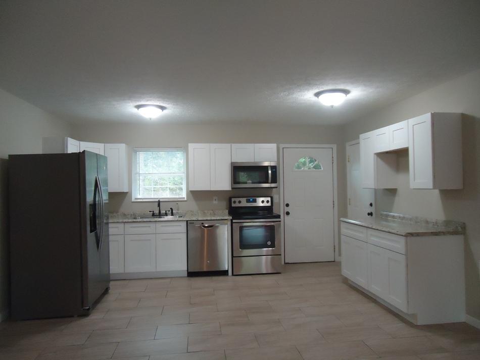 448 Cherokee Hills Road Seymour, TN 37865 - Photo 5 of 16 DSC07750