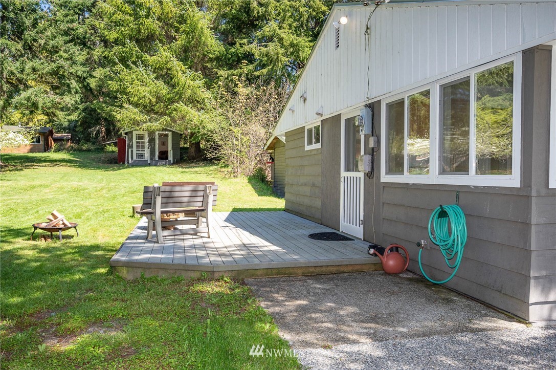 7110 Southwest Point Robinson Road Vashon, WA 98070 - Photo 19 of 30 Gallery Image 19