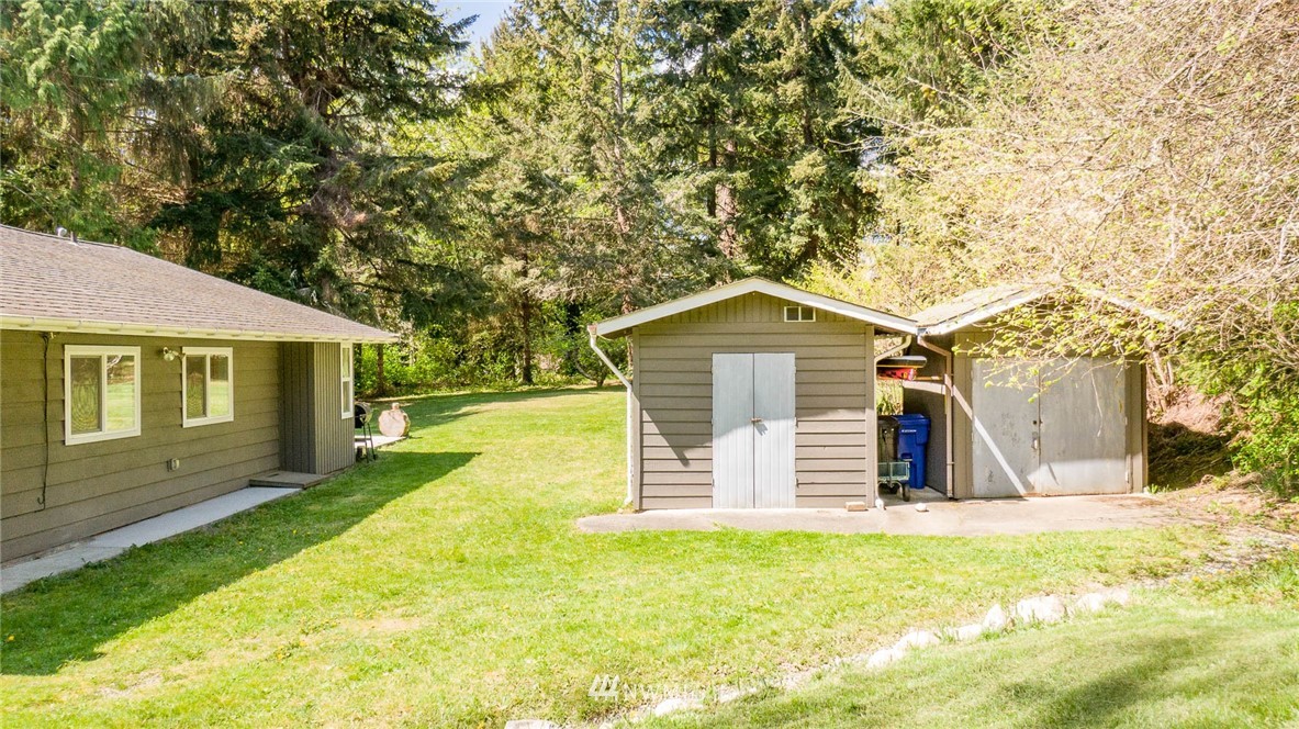 7110 Southwest Point Robinson Road Vashon, WA 98070 - Photo 27 of 30 Gallery Image 27