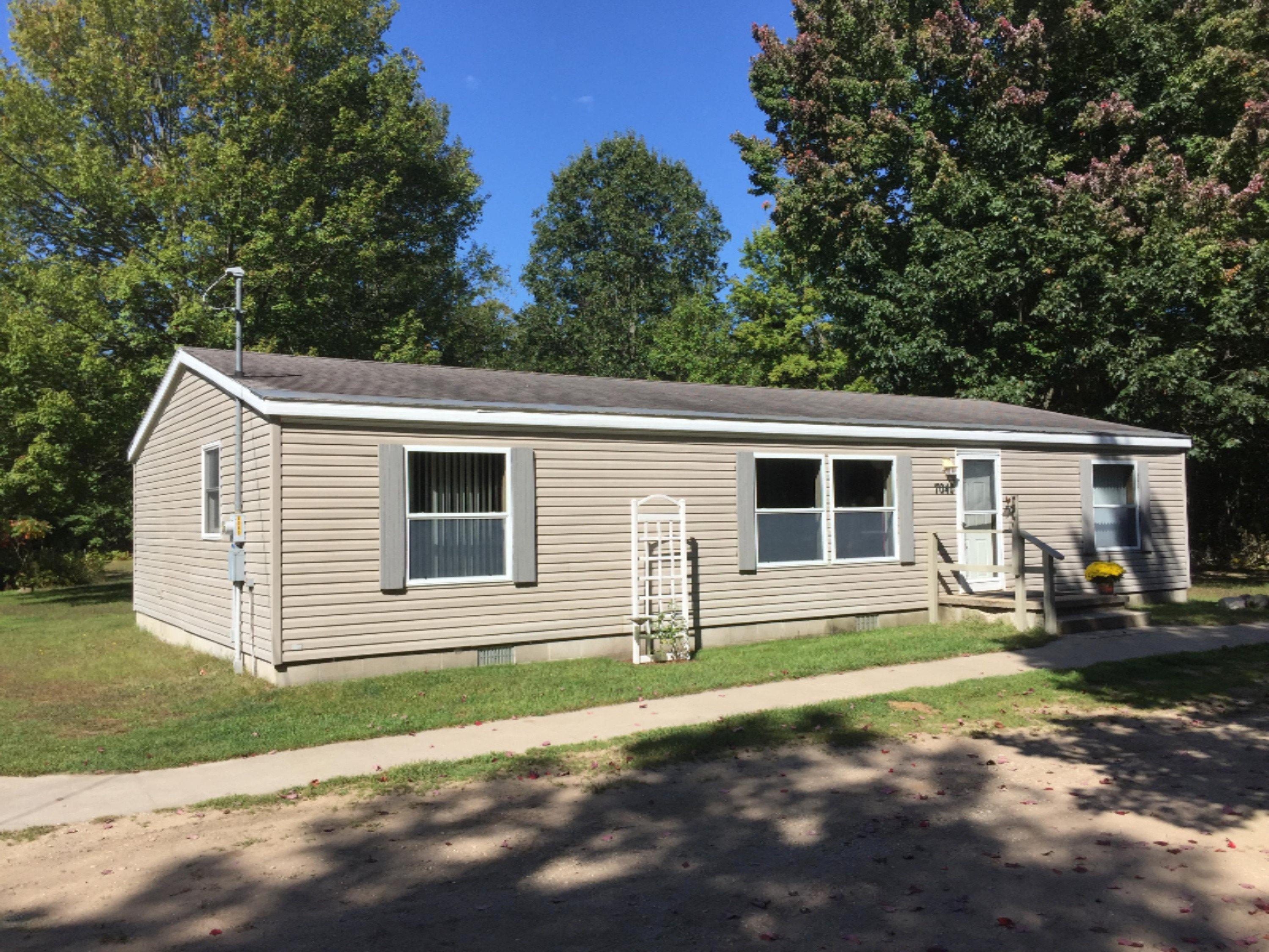 7040 North High Bridge Road Kaleva, MI 49645 - Photo 23 of 50 Front of House