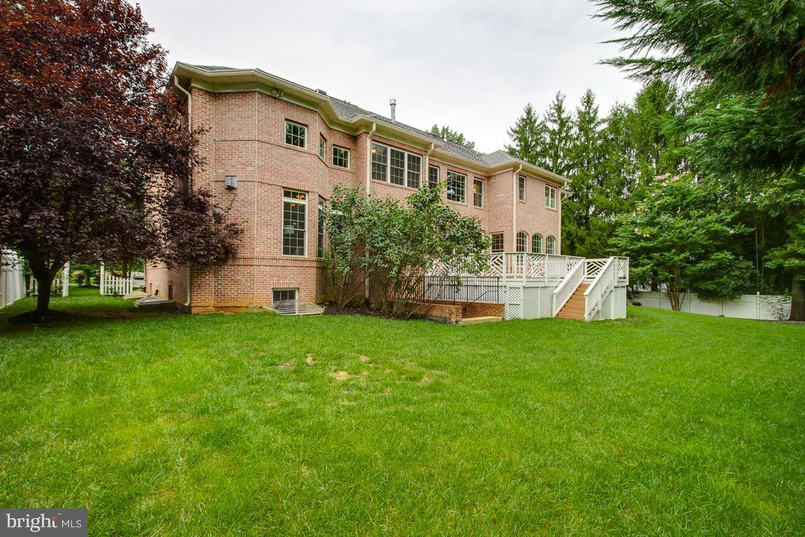313 Adahi Road Southeast Vienna, VA 22180 - Photo 72 of 82 Gallery Image 72