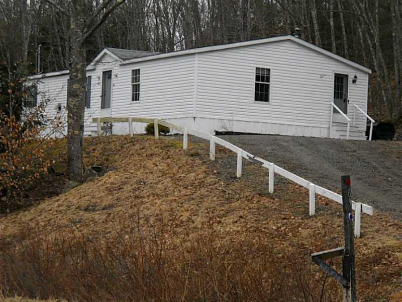 69 Ridge Road Warren, ME 04864 - Photo 1 of 6 Exterior Front.