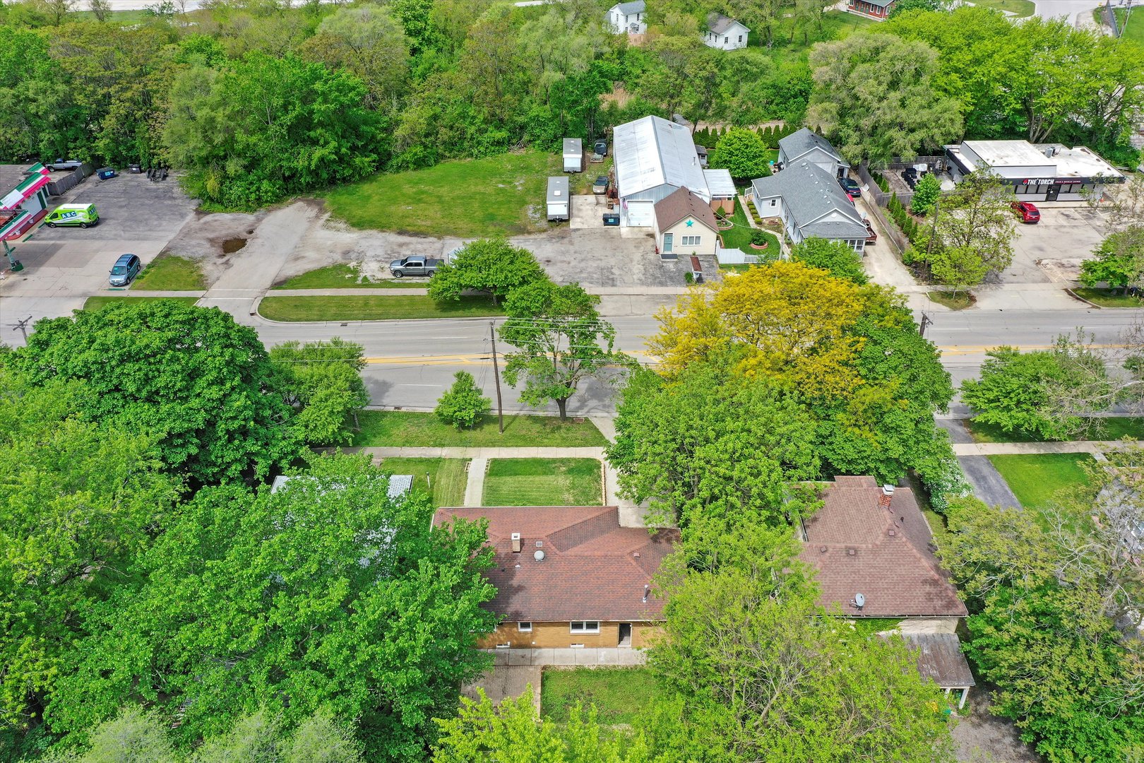 224 South State Street Lockport, IL 60441 - Photo 21 of 28 an aerial view of a house with outdoor space and lake view
