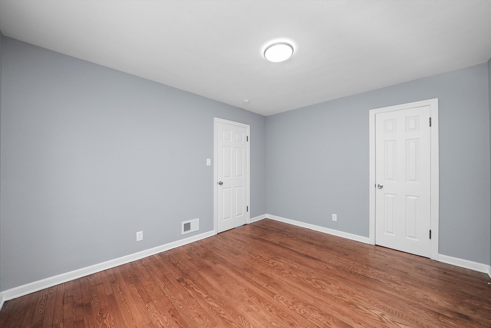 224 South State Street Lockport, IL 60441 - Photo 5 of 28 a view of an empty room