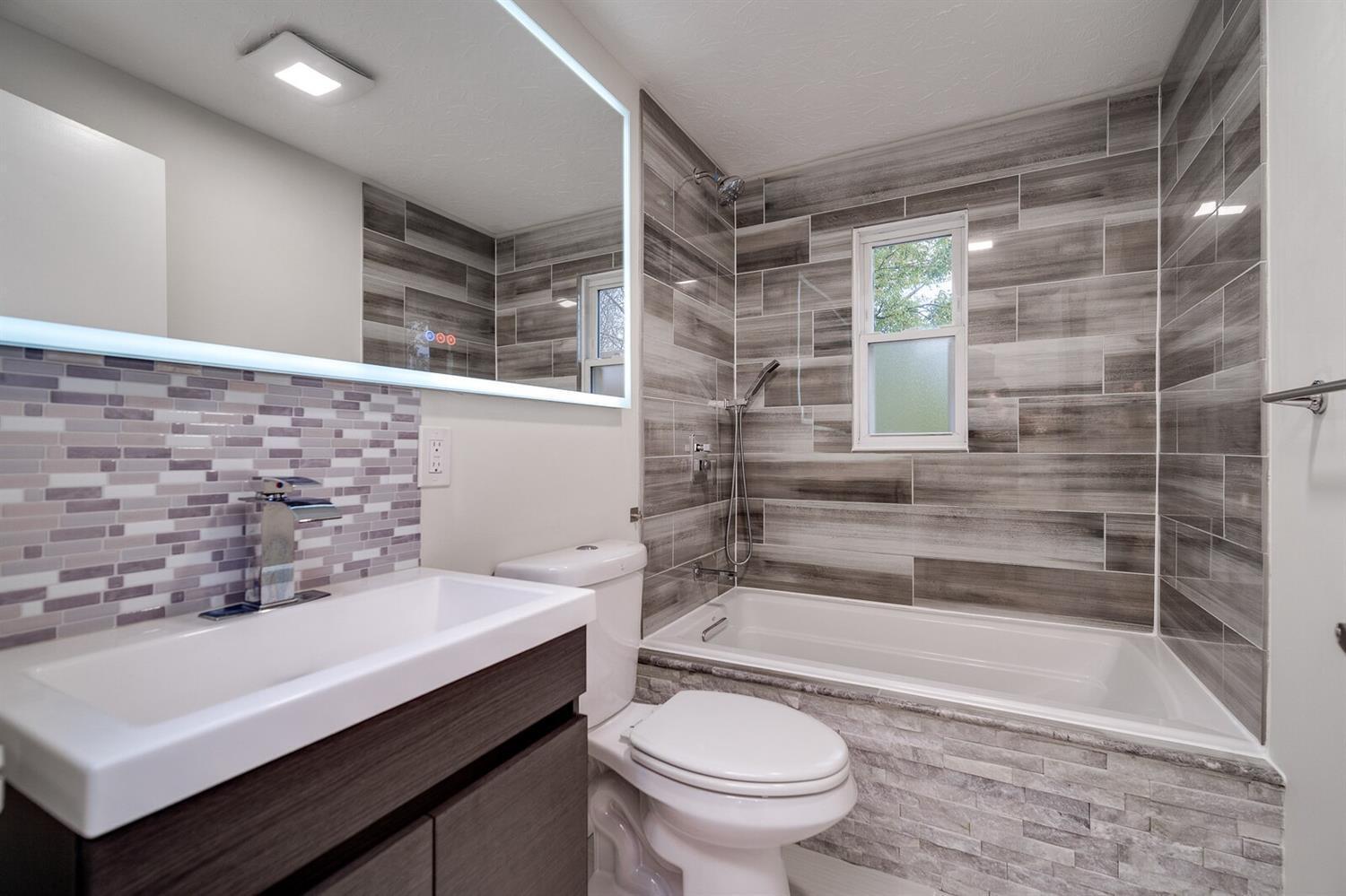 6043 Red Bank Road Cincinnati, OH 45213 - Photo 20 of 40 Gallery Image 20