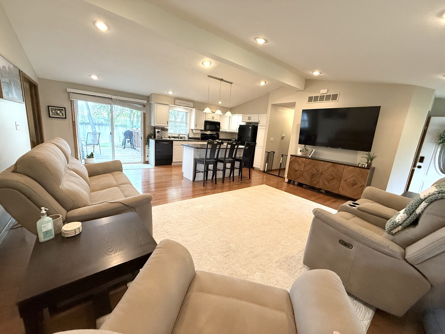 1663 Brandywine Lane Dixon, IL 61021 - Photo 4 of 27 Gallery Image 4