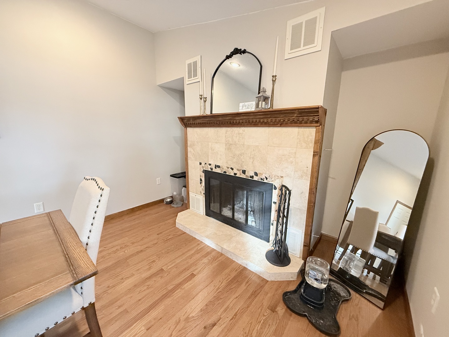1663 Brandywine Lane Dixon, IL 61021 - Photo 9 of 27 Gallery Image 9