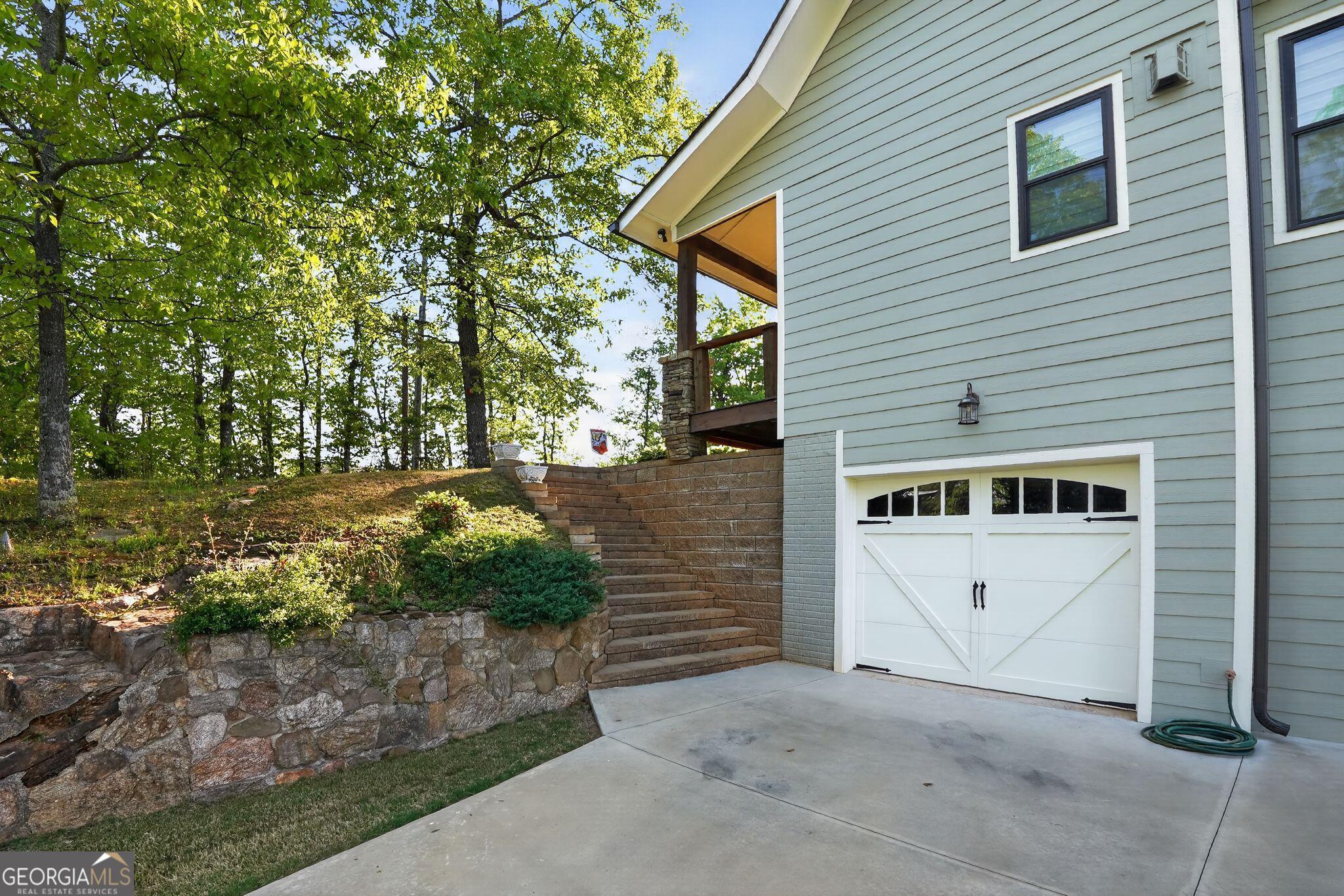 945 Hickory Nut Mountain Road Tallulah Falls, GA 30573 - Photo 34 of 54