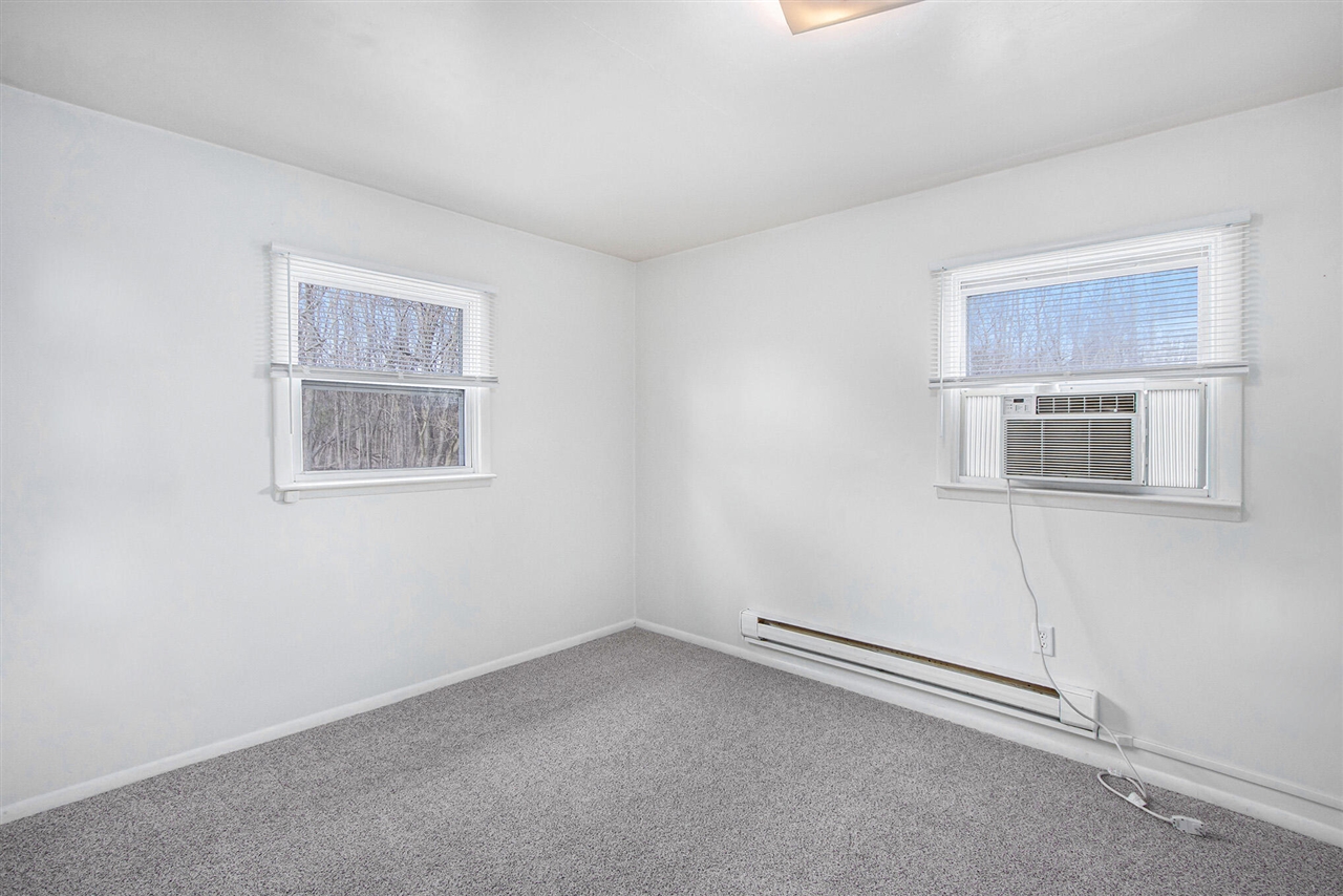 10477 South Sprinkle Road Vicksburg, MI 49097 - Photo 14 of 36