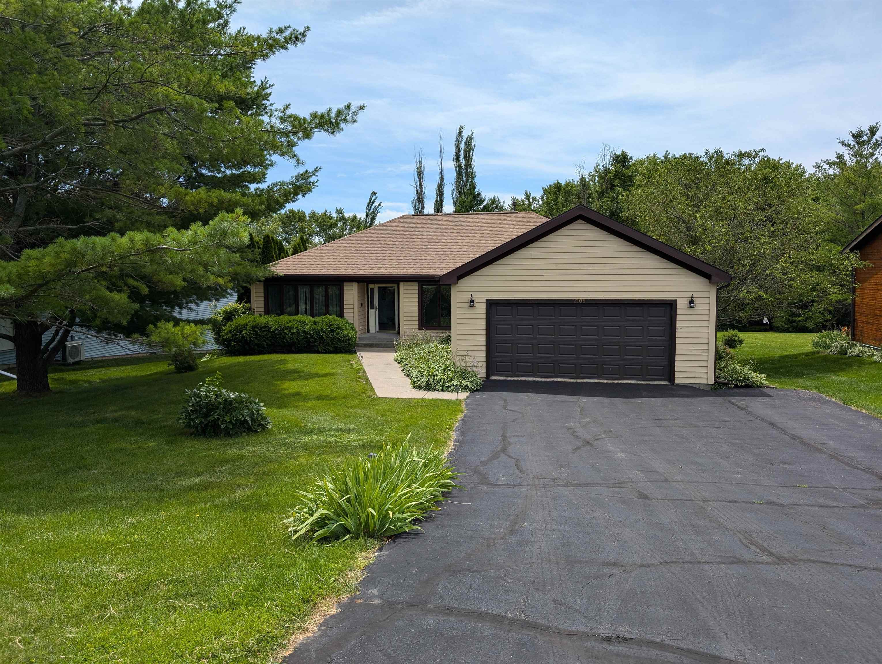 2106 Lake Summerset Road Lake Summerset, IL 61019 - Photo 1 of 31 Gallery Image 1