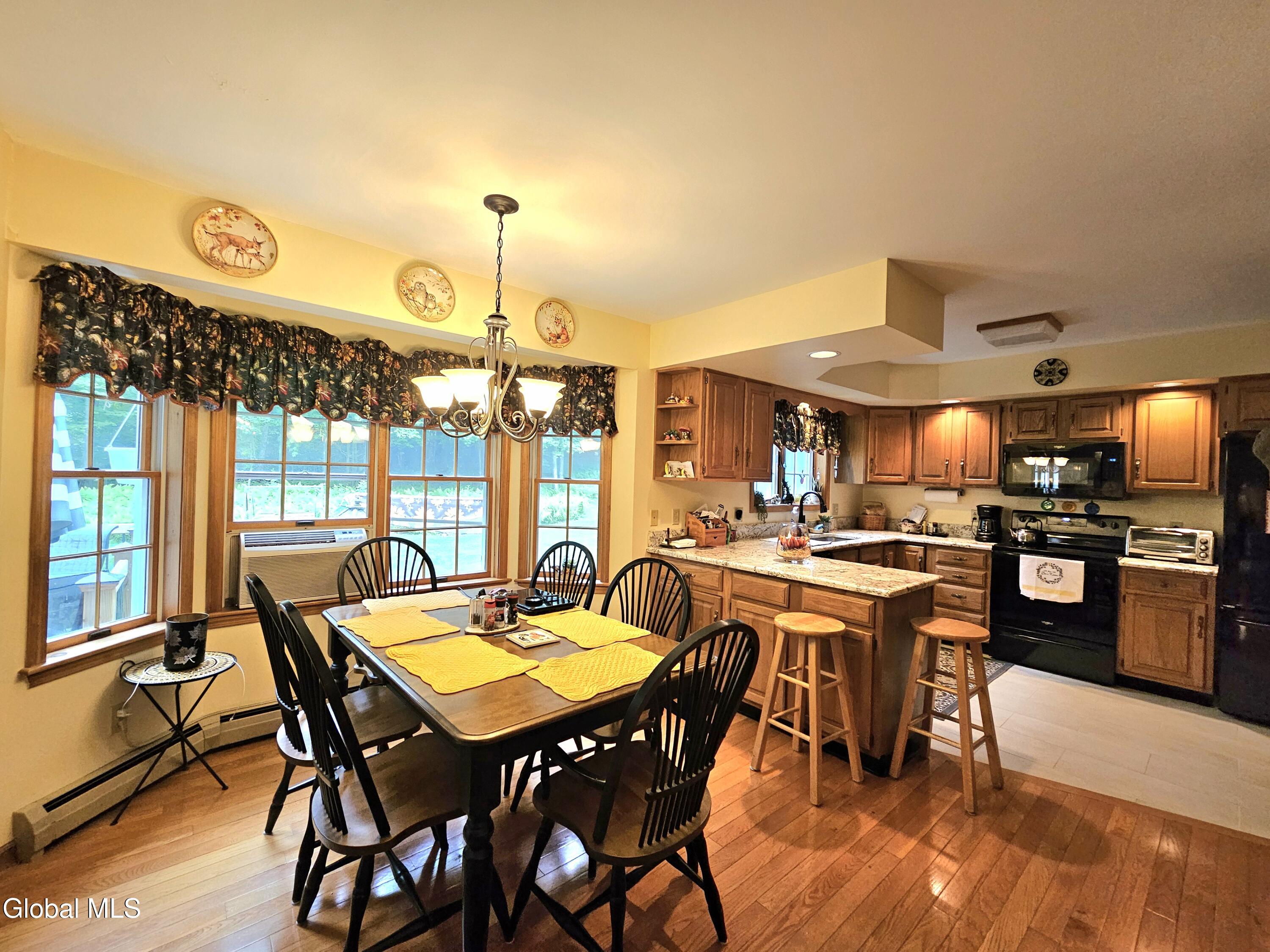 7 Pond Hollow Road Sand Lake, NY 12018 - Photo 13 of 32 1000029730